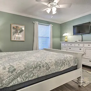 Sunny Emerald Coast With Pool Steps To Beach! Destin